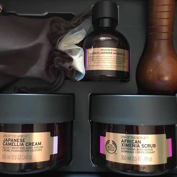 The Body Shop Other - NIB The Body Shop Spa of the world set
